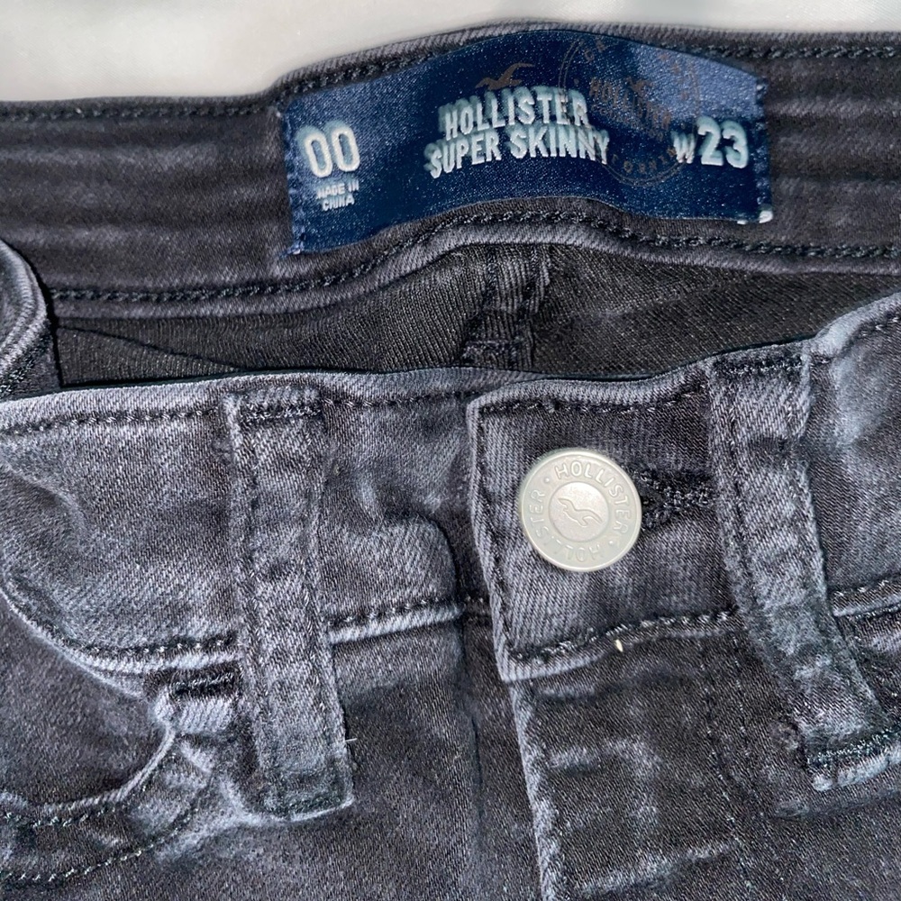 Low Rise Skinny Jeans - Picture 2 of 4
